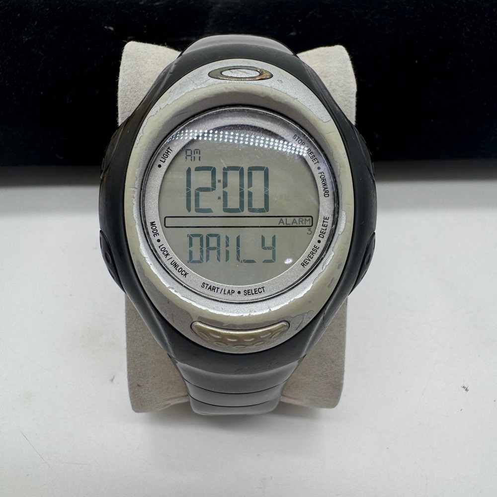 Oakley D1 Digital Watch Black O Matter Casing Daily Alarm Sport‎ 10 Bar 10-185